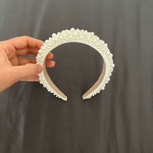 Faux pearl white Headband o/s